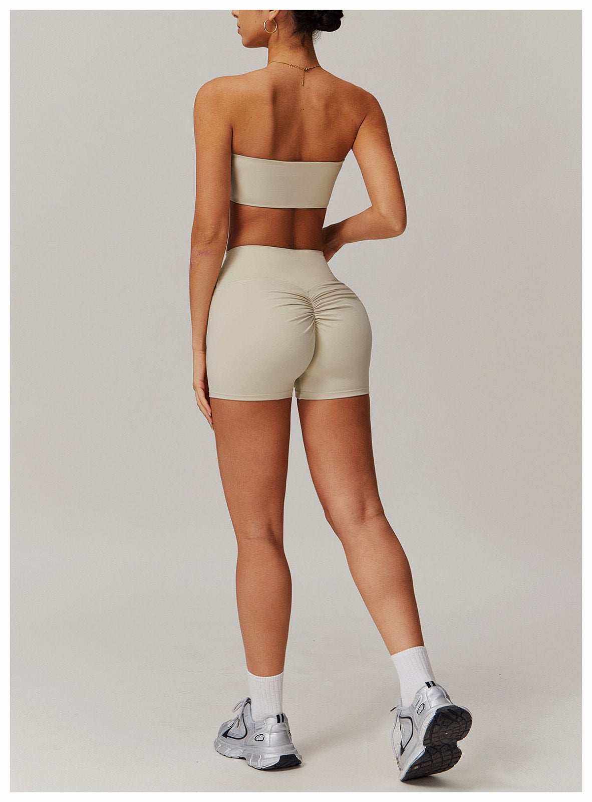 Sports bandeau bra