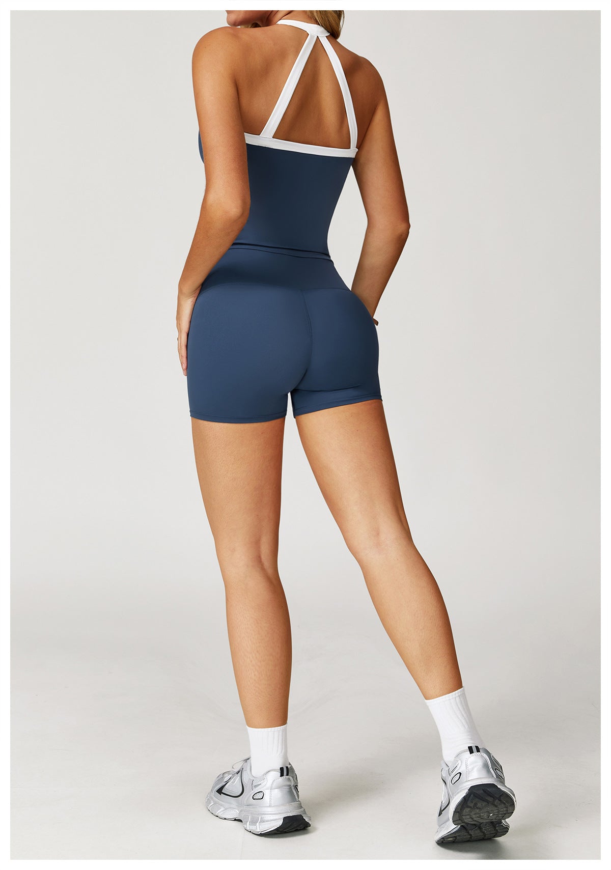 High-Waist Gym Shorts – Active Streetwear - Aura Linen